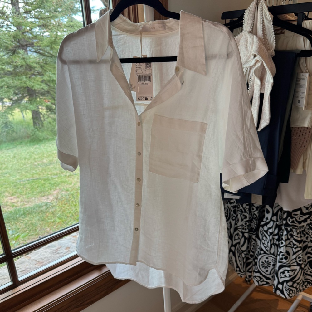 Mango NWT White Button-Up Blouse